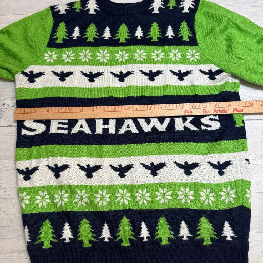 Seattle Seahawks men's Christmas‎ sweater size large